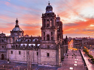 Buchen Sie günstige Flüge von {var.firstOriginCityName} nach Mexiko-Stadt mit Aeromar