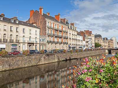 Cheap flight tickets from Lyon to Rennes with Air France
