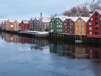 Cheap flights from Bergen to Trondheim with Wideroe