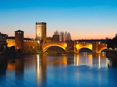 Cheap flights from Amsterdam to Verona with Transavia Airlines